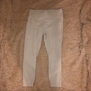 Lululemon White 7/8 Pant